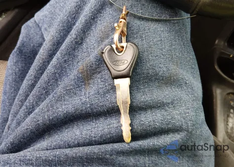 2001 Ford Escort Zx2 z USA, uszkodzony, nr VIN 3FAFP113X1R200203